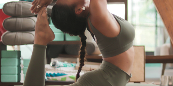 Ropa de mujer para practicar yoga