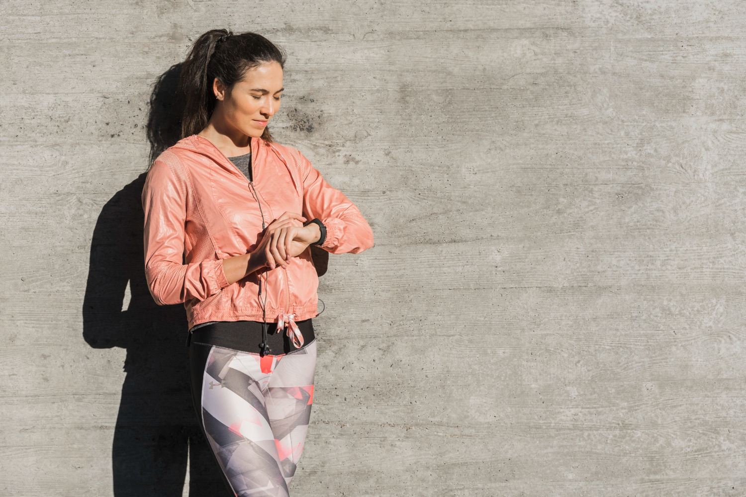 Ropa técnica para gimnasios: 7 claves de durabilidad para centros de fitness